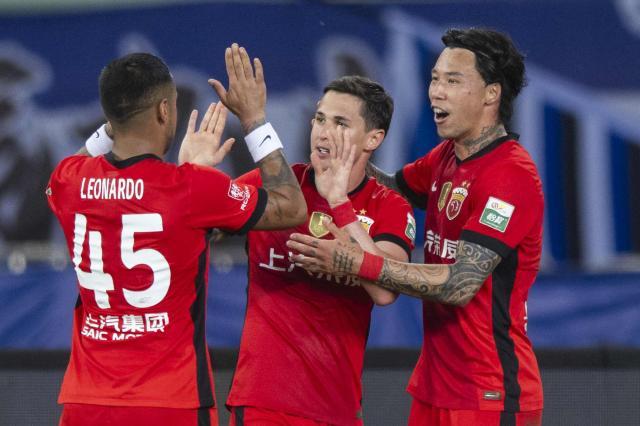 开云官方-海港洋枪发威找回强队本色 攻击群重组愈发清晰化