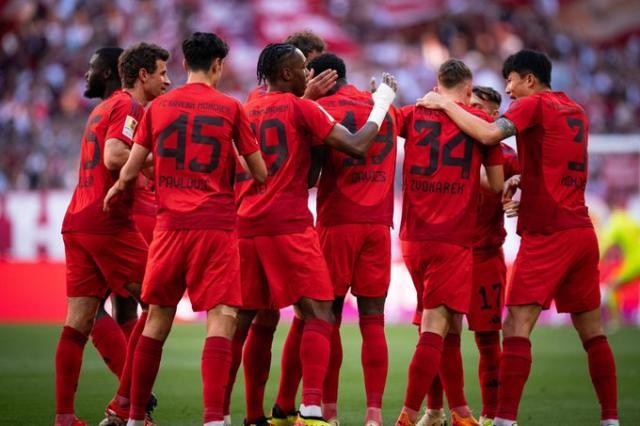 开云官方-【德甲】兹沃纳雷克闪击，磁卡破门，拜仁2比0狼堡