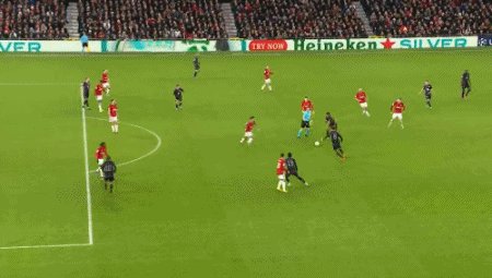 1702427284185034795.gif mu.gif